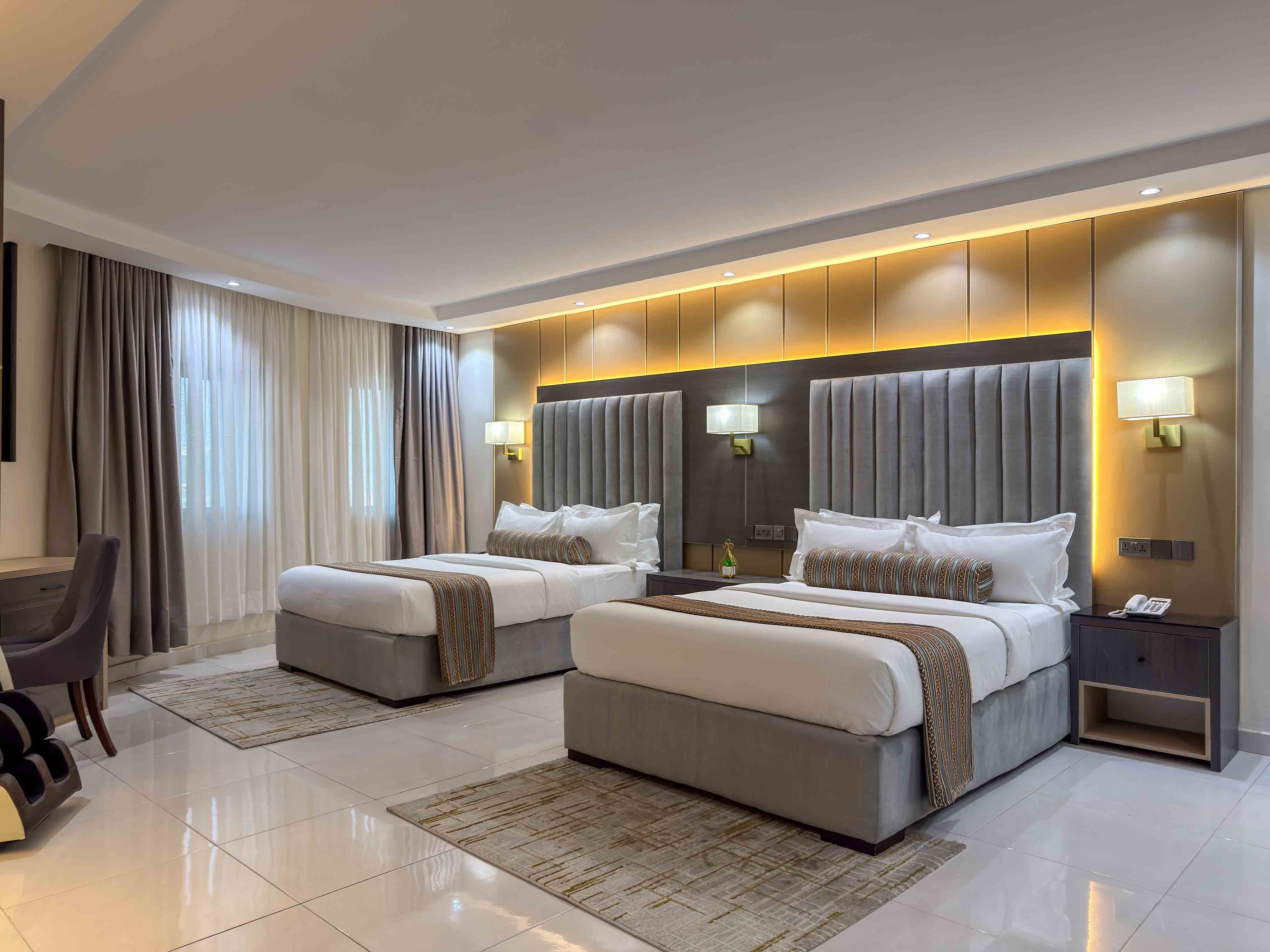 Twin Luxury - Image 1