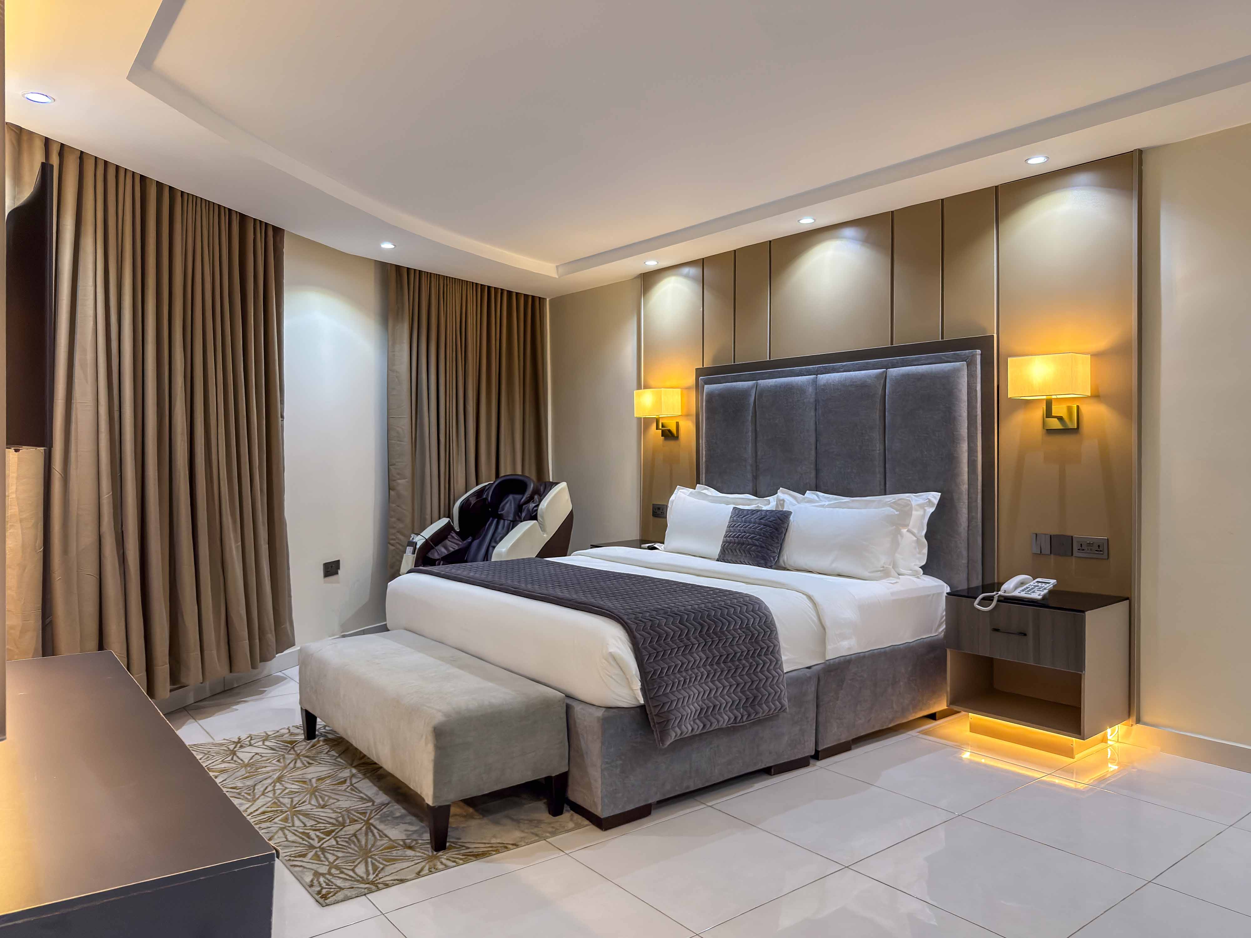 Deluxe suite - Image 2