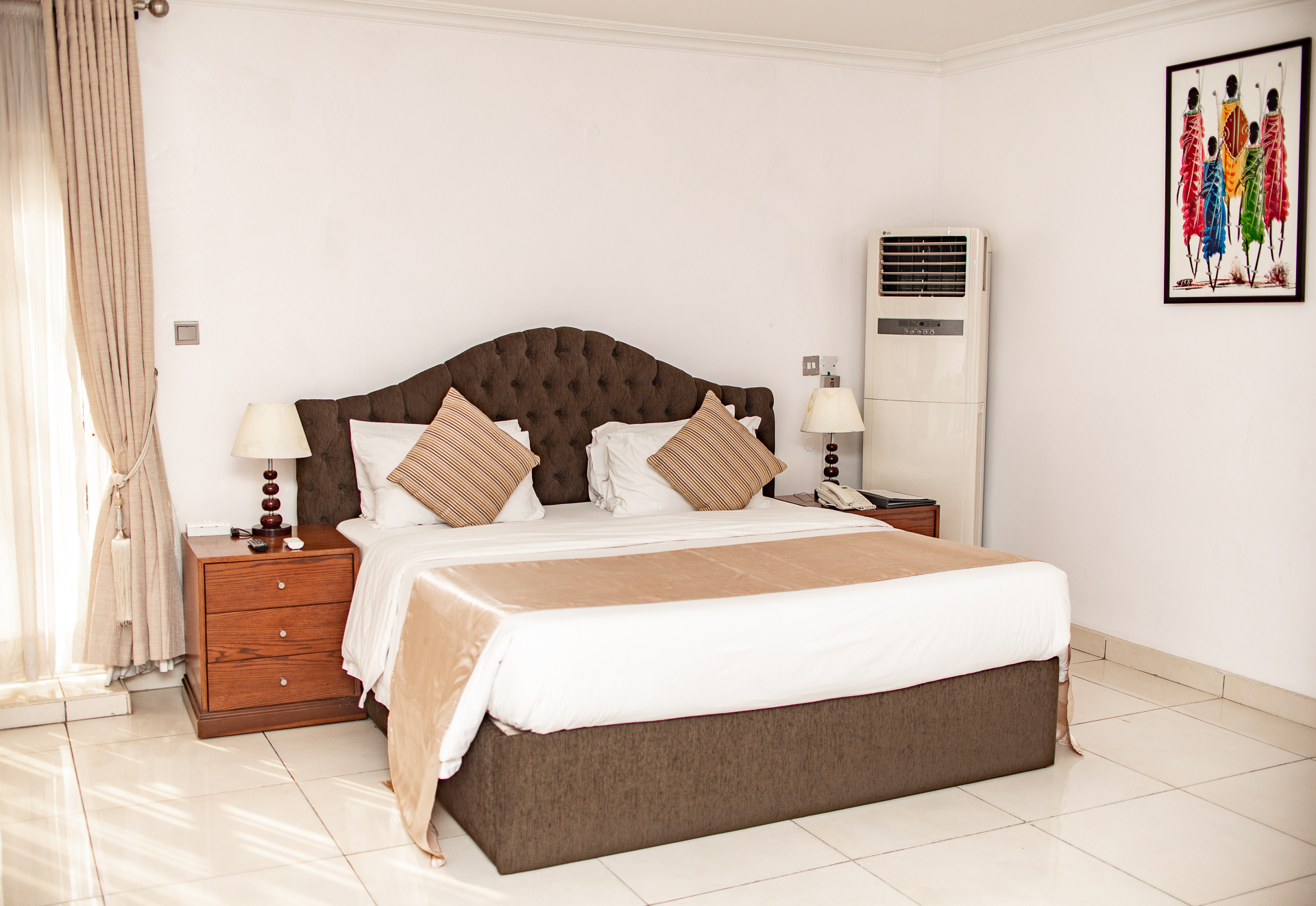 Deluxe Room - Image 3