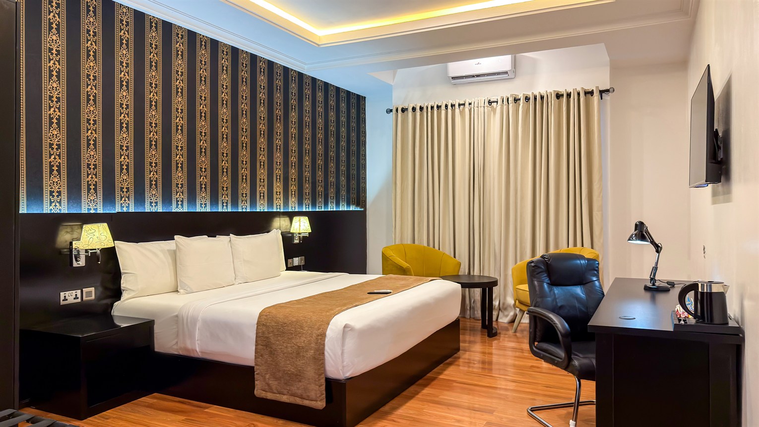 Classic Room - Image 2
