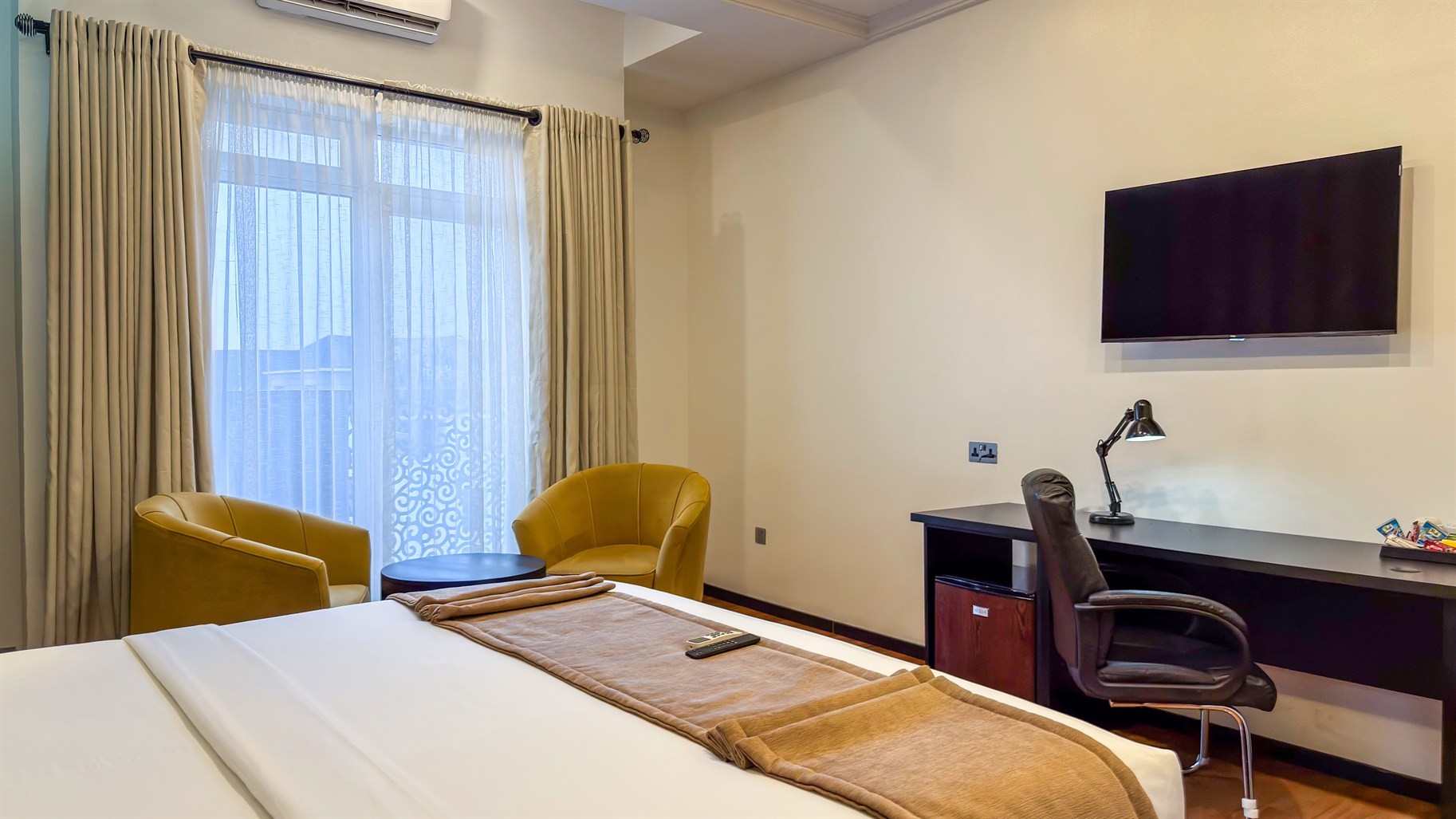 Classic Room - Image 1