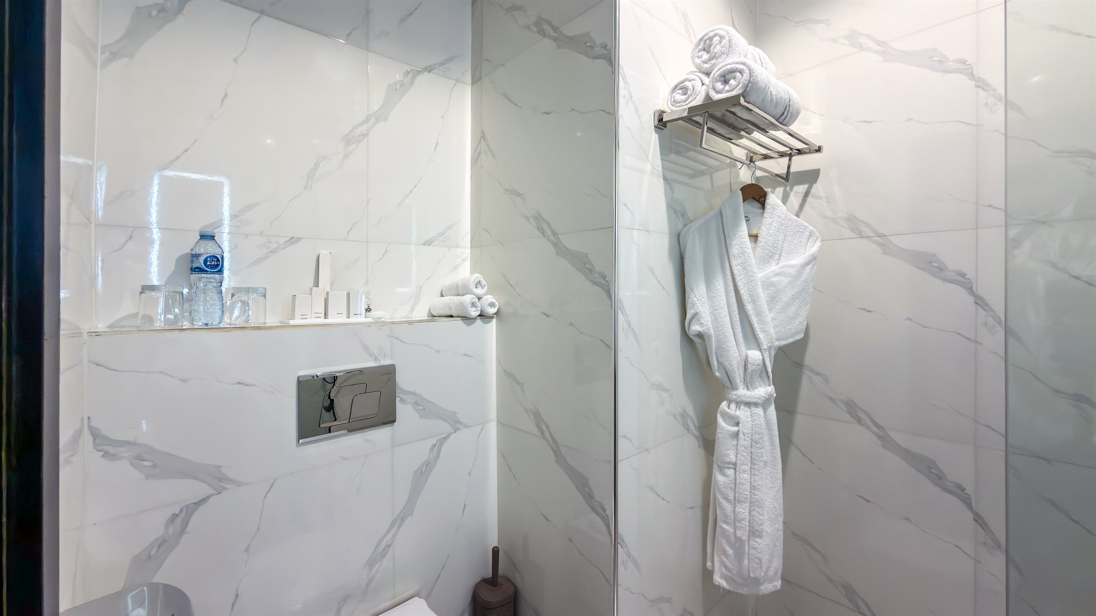 Premium Room - Image 2