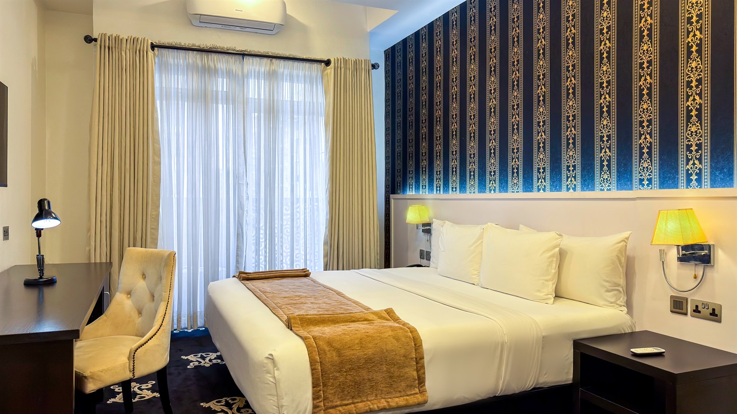 Diplomatic Suite - Image 1